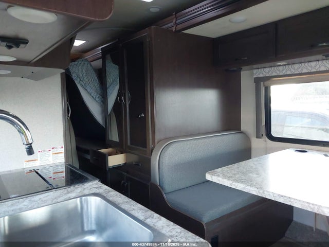 Thor Freedom Elite 2019 1FDWE3FS6KDC37041 Image 21