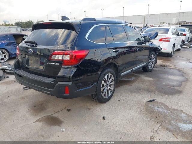 2018 SUBARU OUTBACK 4S4BSATC6J3326976 Photo 3