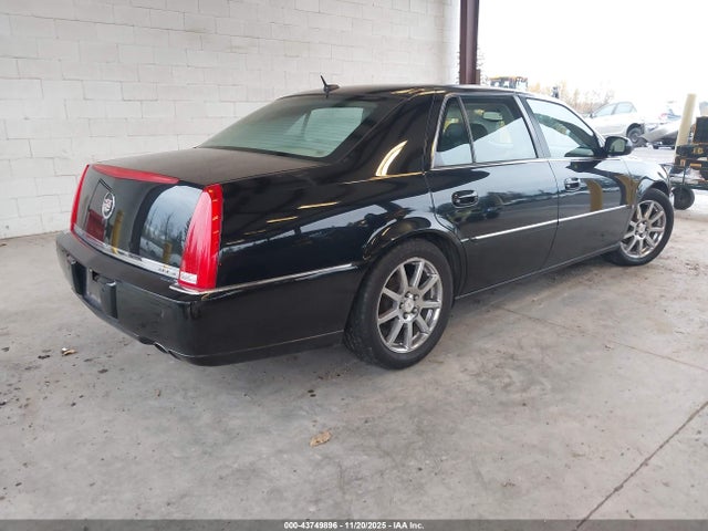 2007 CADILLAC DTS 1G6KD57977U137831 Photo 3