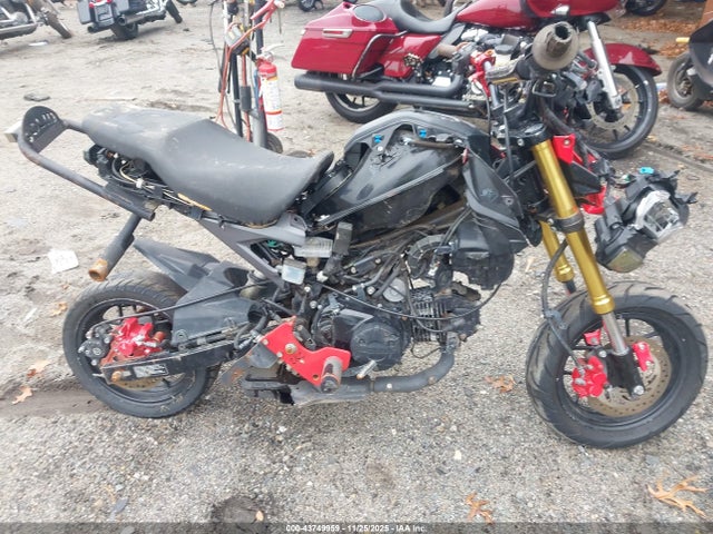 Honda Grom 125 2017 MLHJC6119H5205947 Image 12