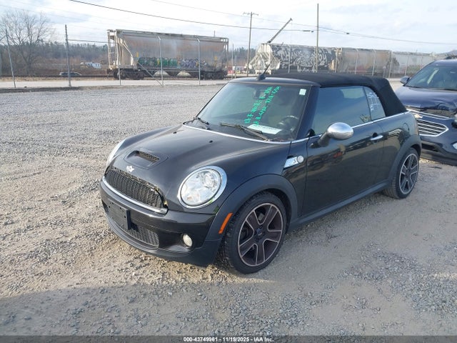 2010 MINI COOPER S WMWMS3C51ATY50740 Photo 1