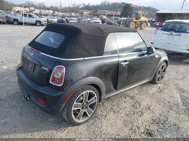 2010 MINI COOPER S WMWMS3C51ATY50740 Photo 3