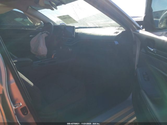 2019 NISSAN ALTIMA 1N4BL4BV0KN317787 Photo 4