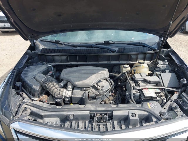 2017 CADILLAC XT5 1GYKNDRS2HZ235524 Photo 9