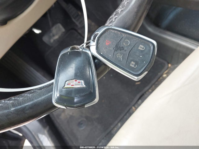 2017 CADILLAC XT5 1GYKNDRS2HZ235524 Photo 10