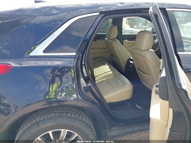 2017 CADILLAC XT5 1GYKNDRS2HZ235524 Photo 7