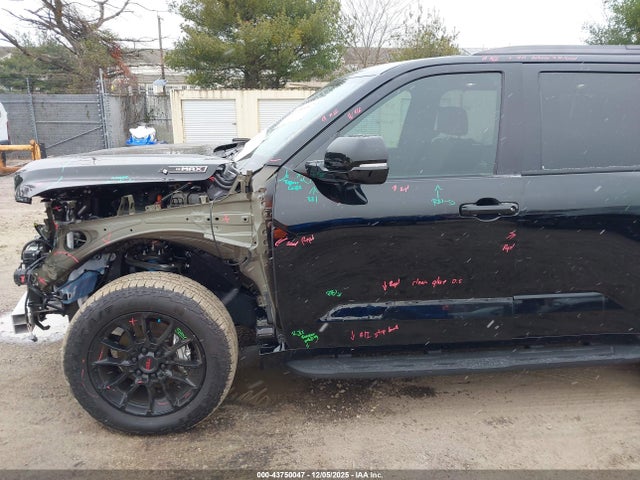 Toyota Sequoia Platinum 2024 7SVAAABA2RX046288 Image 19