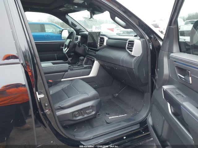 2024 TOYOTA SEQUOIA 7SVAAABA2RX046288 Photo 4