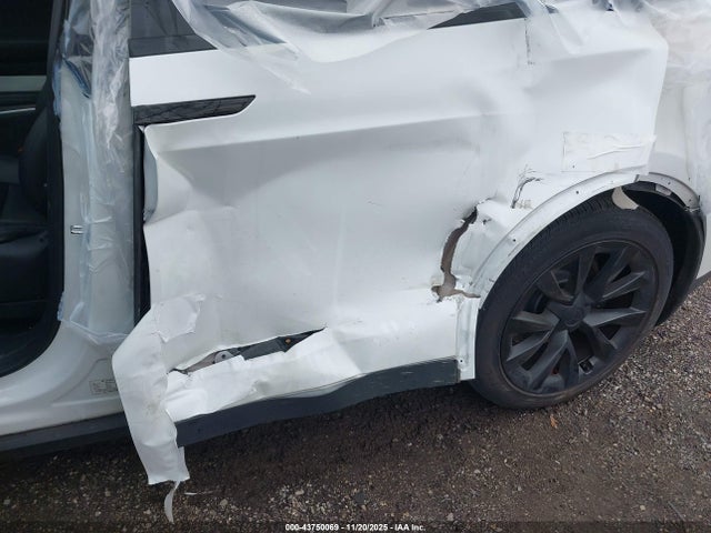 2023 TESLA MODEL X 7SAXCAE5XPF399725 Photo 5