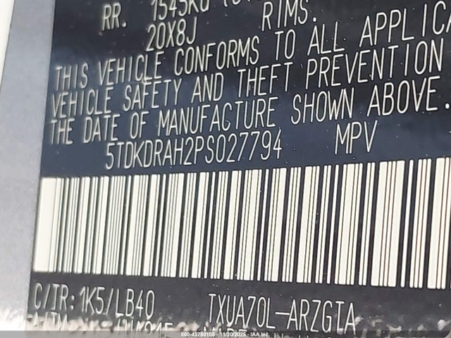 Toyota Highlander Limited 2023 5TDKDRAH2PS027794 Image 9