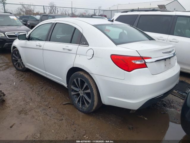 2012 CHRYSLER 200 1C3CCBBG4CN251268 Photo 2