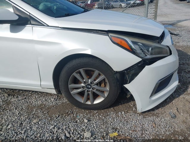 Продажа на аукционе авто 2016 Hyundai Sonata Se, vin: 5NPE24AF5GH387071, номер лота: 43750209