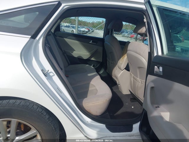 Продажа на аукционе авто 2016 Hyundai Sonata Se, vin: 5NPE24AF5GH387071, номер лота: 43750209