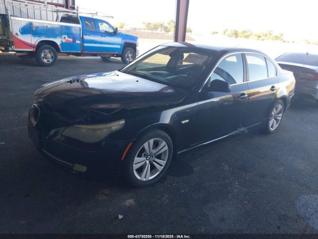 2010 BMW 528I WBANU5C55AC461111 Photo 1