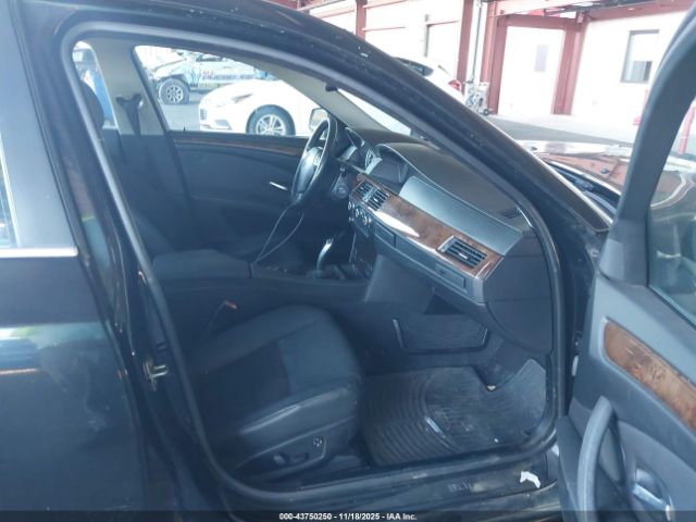 2010 BMW 528I WBANU5C55AC461111 Photo 4