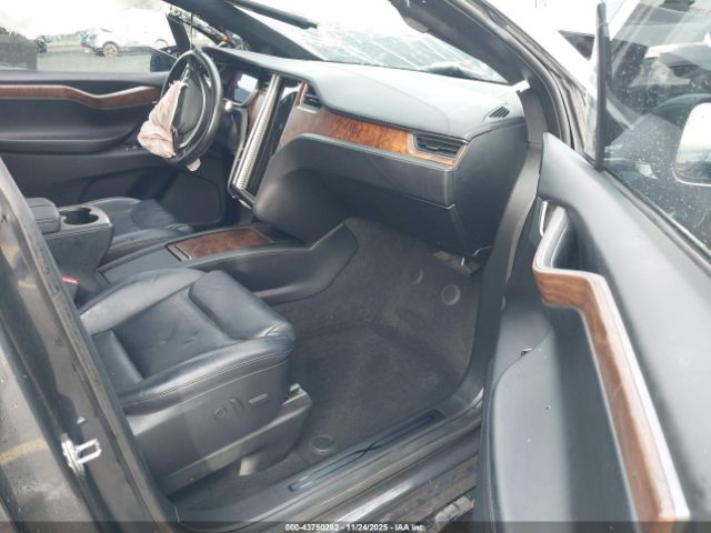 2020 TESLA MODEL X 5YJXCDE21LF304757 Photo 4