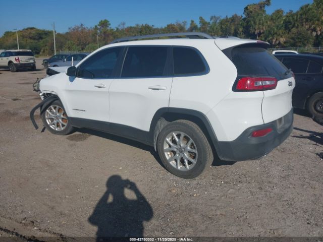 2017 JEEP CHEROKEE 1C4PJLCS2HD233330 Photo 2