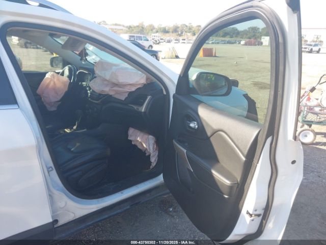 2017 JEEP CHEROKEE 1C4PJLCS2HD233330 Photo 4