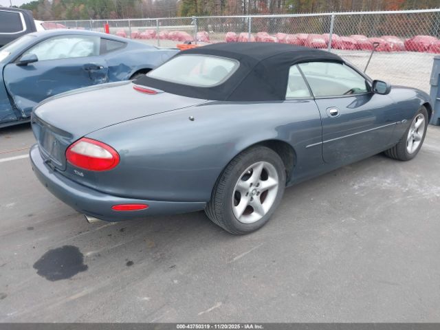 2000 JAGUAR XK8 SAJJA42C6YNA04217 Photo 3