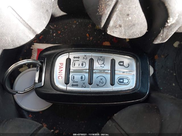 2018 CHRYSLER PACIFICA 2C4RC1EG3JR257235 Photo 10