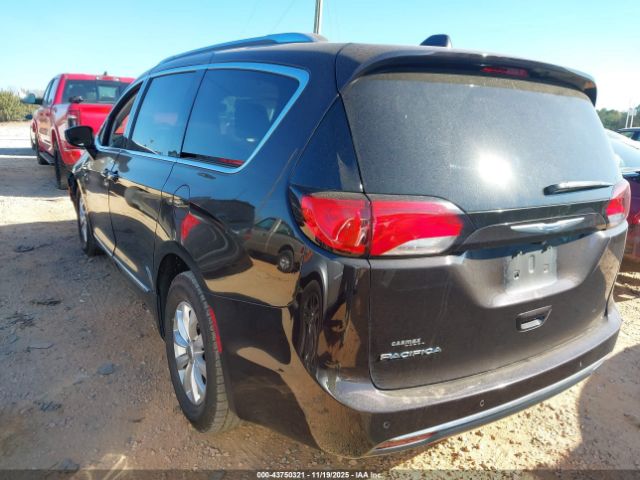 2018 CHRYSLER PACIFICA 2C4RC1EG3JR257235 Photo 2