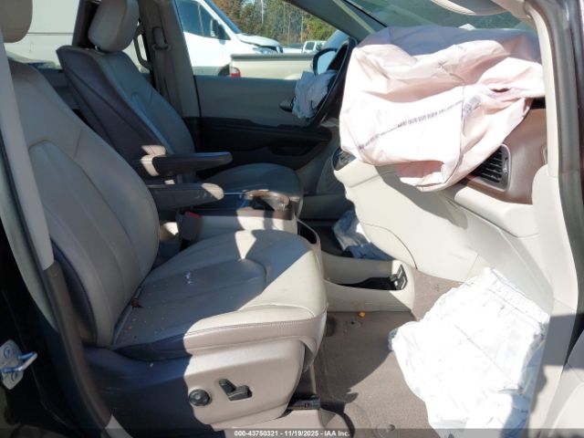 2018 CHRYSLER PACIFICA 2C4RC1EG3JR257235 Photo 4