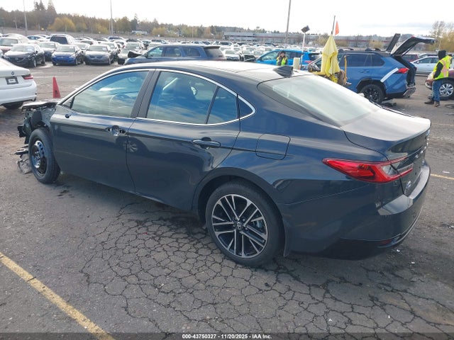 2025 TOYOTA CAMRY 4T1DBADK1SU514153 Photo 2