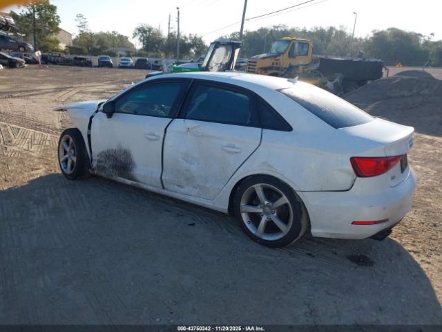 2016 AUDI A3 WAUA7GFF1G1118189 Photo 2