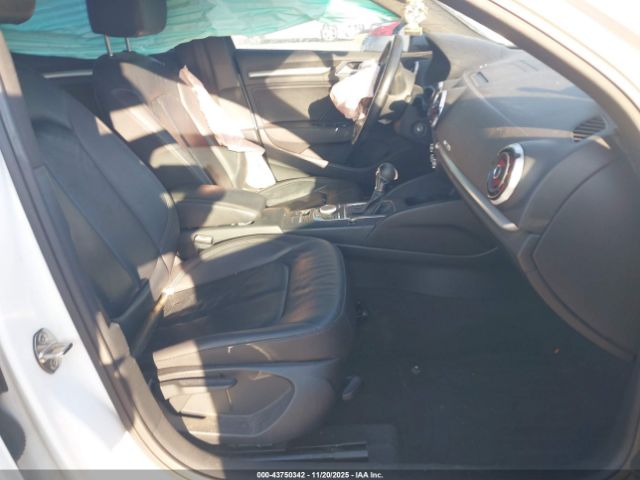 2016 AUDI A3 WAUA7GFF1G1118189 Photo 4