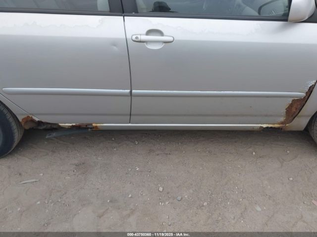 2004 TOYOTA COROLLA JTDBR32E542020747 Photo 5