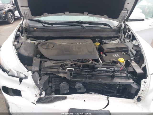 Jeep Cherokee Latitude 2016 1C4PJMCS2GW252775 Image 10