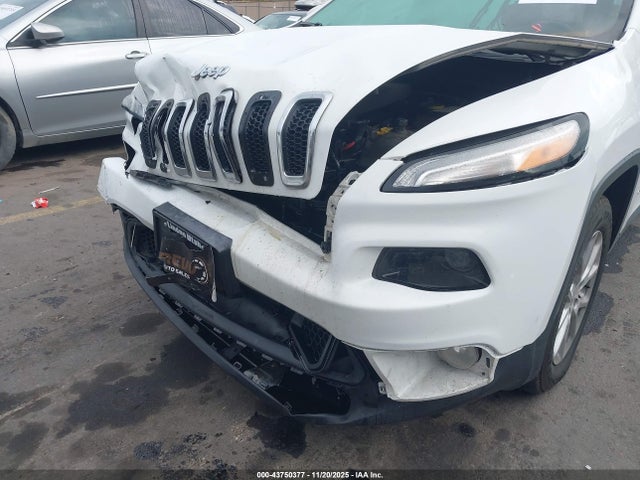 Jeep Cherokee Latitude 2016 1C4PJMCS2GW252775 Image 6