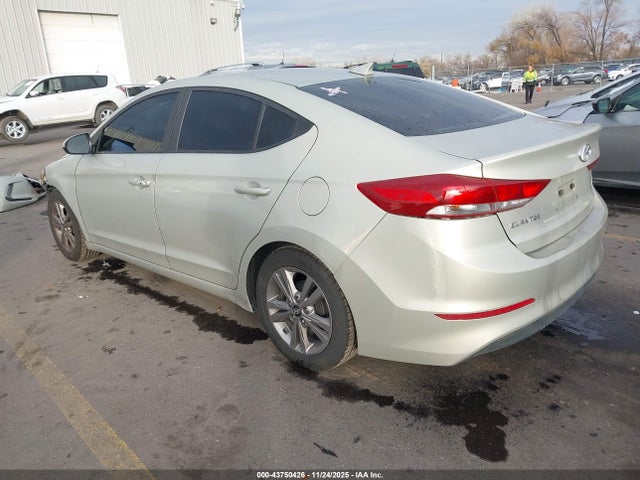 Hyundai Elantra 2017 KMHD84LF0HU396139 Image 3