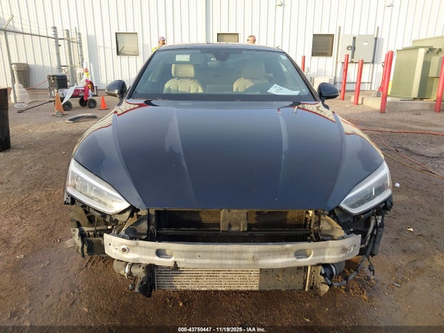WAURNAF58JA000516 Audi A5 2.0t Premium