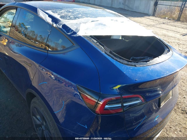 2024 TESLA MODEL Y 7SAYGDEE7RF171033 Photo 5