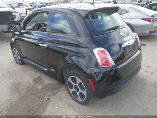 2015 FIAT 500E 3C3CFFGE0FT549763 Photo 2