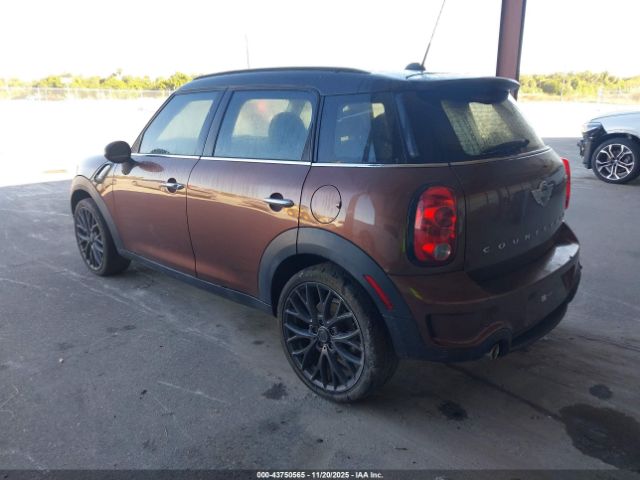 2016 MINI COUNTRYMAN WMWZC3C52GWT07990 Photo 2
