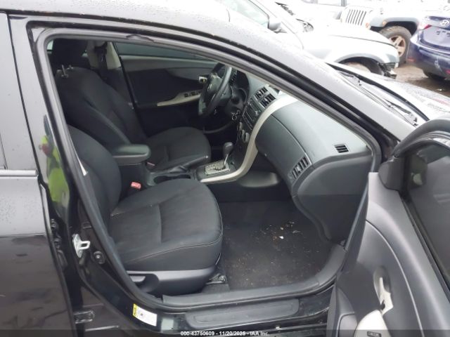 2013 TOYOTA COROLLA 2T1BU4EE7DC977382 Photo 4