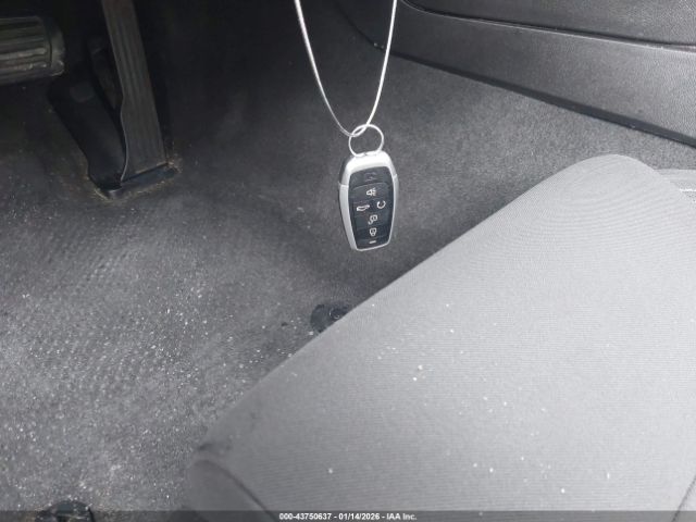 2018 CHEVROLET CAMARO 1G1FB3DS2J0100712 Photo 10