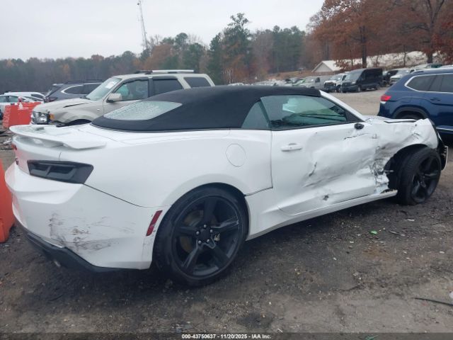 2018 CHEVROLET CAMARO 1G1FB3DS2J0100712 Photo 3