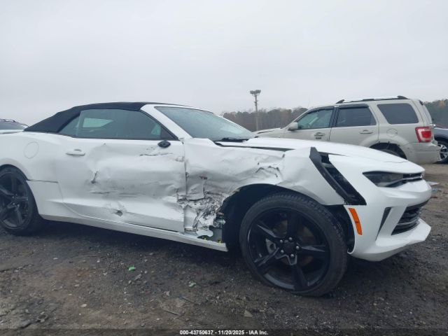 2018 CHEVROLET CAMARO 1G1FB3DS2J0100712 Photo 5