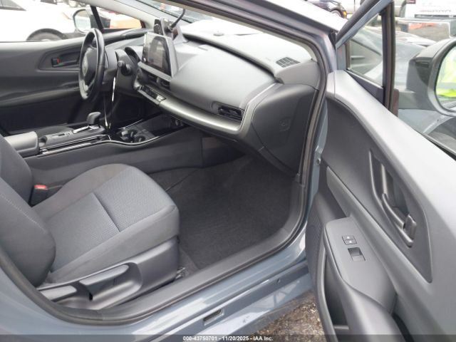 2024 TOYOTA PRIUS JTDACAAU8R3025646 Photo 4