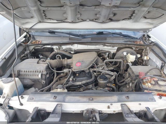 Toyota Tacoma Sr 2017 5TFRX5GN0HX100202 Image 10