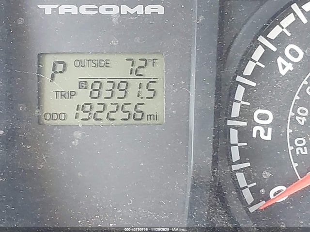 Toyota Tacoma Sr 2017 5TFRX5GN0HX100202 Image 16