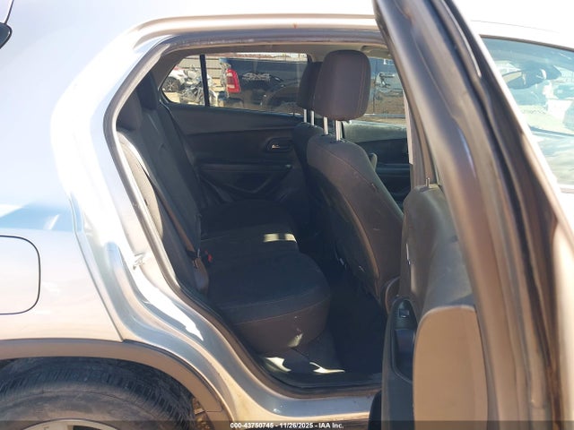 Продажа на аукционе авто 2020 Chevrolet Trax Fwd Ls, vin: 3GNCJKSBXLL195835, номер лота: 43750745