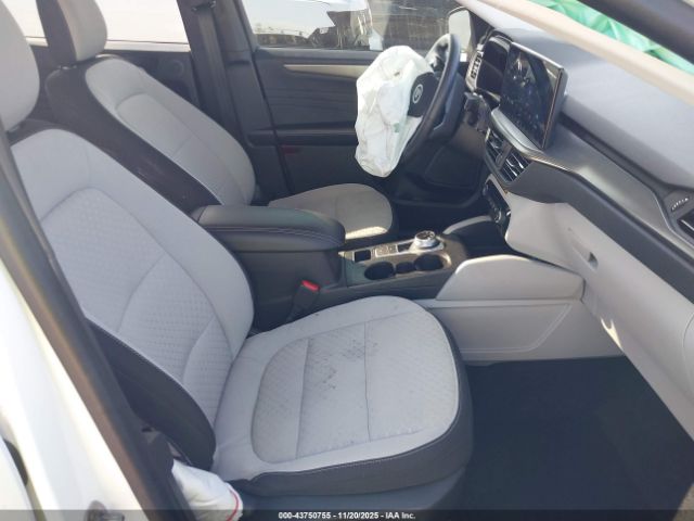 2023 FORD ESCAPE 1FMCU0GN8PUB42534 Photo 4