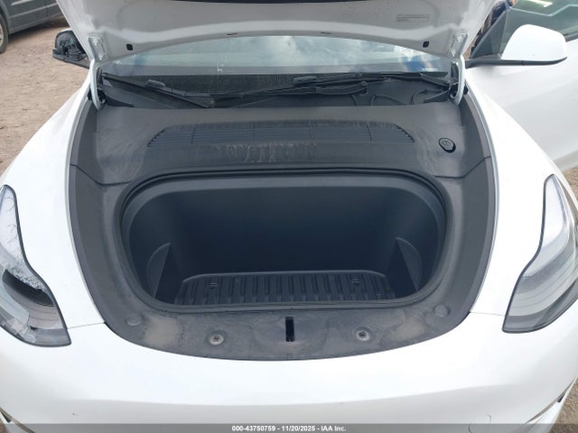 2024 TESLA MODEL Y 7SAYGDEE7RA280301 Photo 9