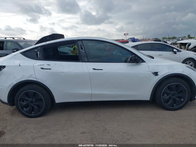 7SAYGDEE7RA280301 Tesla Model Y Long Range Dual Motor All-wheel Drive