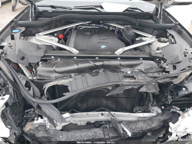5UX33EX06R9T50473 BMW X6 Xdrive40i