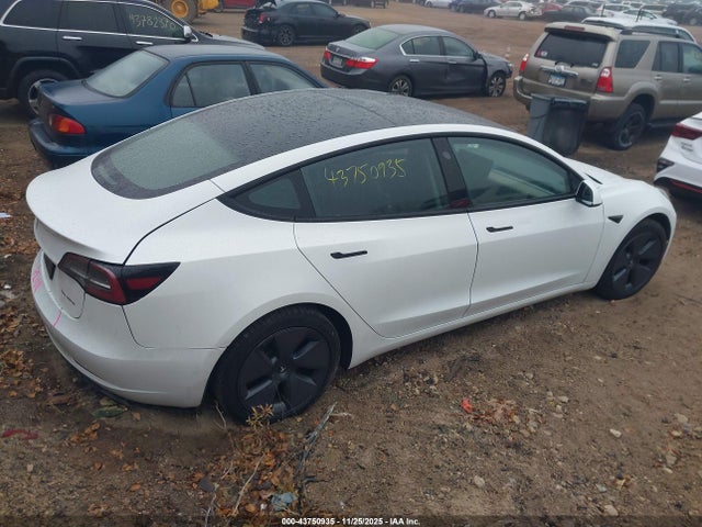 2023 TESLA MODEL 3 5YJ3E1EBXPF477819 Photo 3